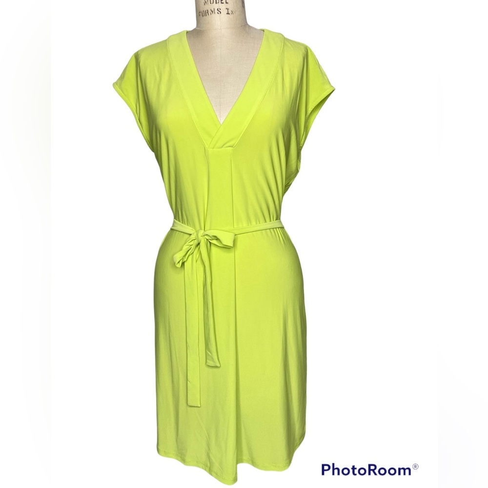Tash + Sophie Green Yellow Casual V Neck Dress